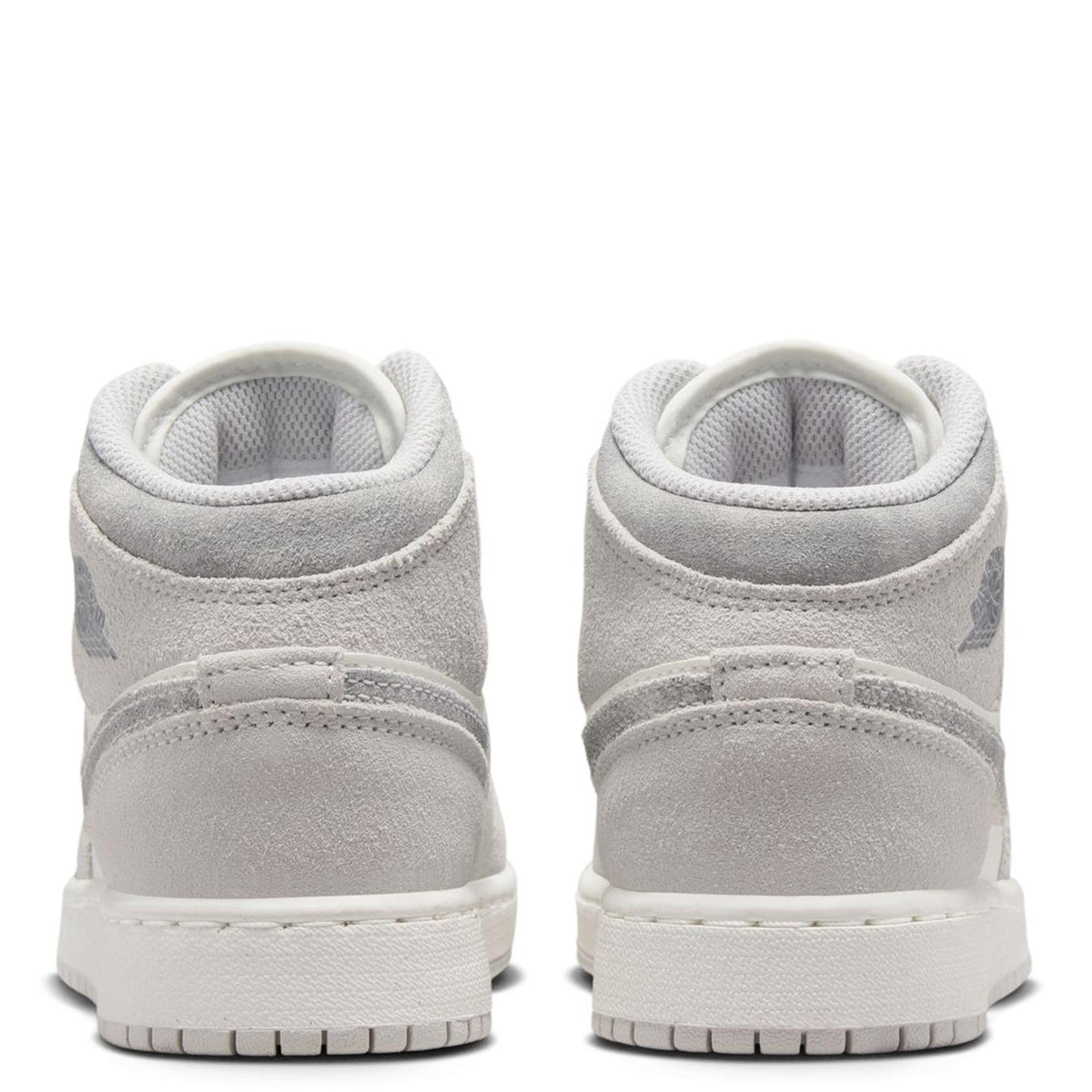Air Jordan 1 Mid SE Big Kids' Shoes (FQ8088-002, Neutral Grey/Sail/Smoke Grey) Size 6.5